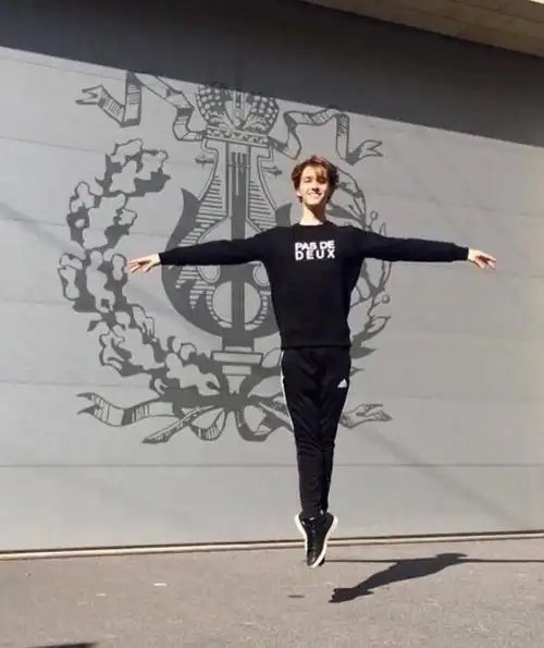 芭蕾王子julianmackay漫画里走出来的美少年