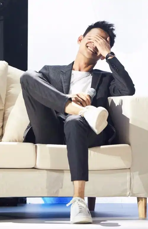 大明星王凯的爱表有哪些?你会未来每年收入的8%—10%用于买表吗?