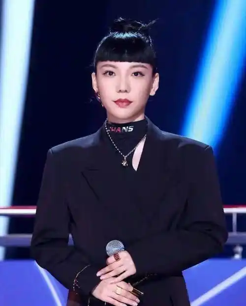 "亚洲最丑女星"吴莫愁,消失三年的真相,她究竟做错了什么_庾澄庆_工作