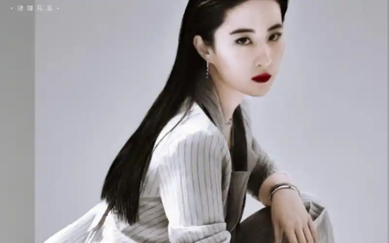 【刘亦菲】vogue首封 五大二小满贯 姐姐真的牛