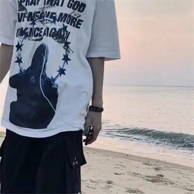 干净森系韩系ins风男头图片 甜男酷男超火微信头像大全_男生头像_美头