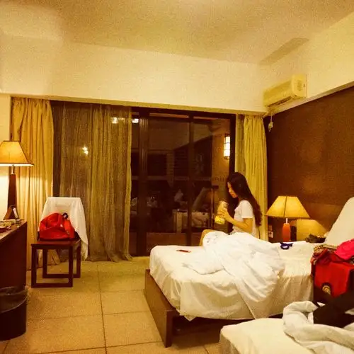 我在酒店吃爆米花 最后一天发生诡异的事.