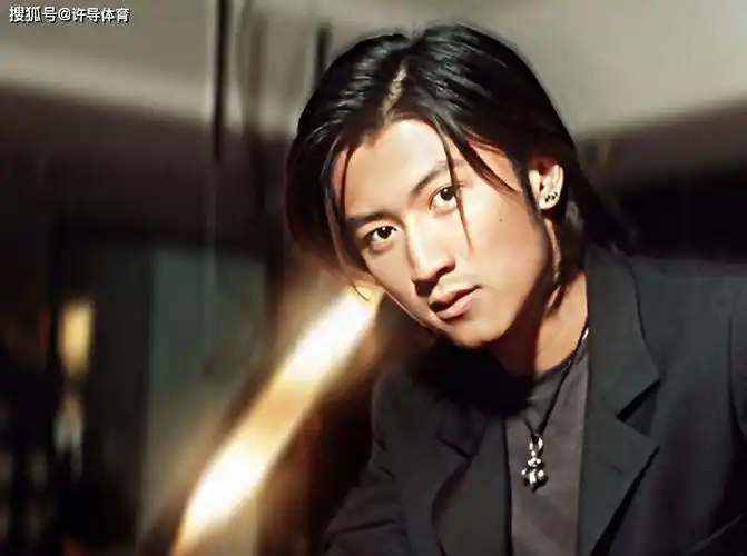 明星老照片,蔡少芬年轻时迷倒众生,年轻时的谢霆锋真的太迷人了