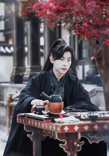 当红男明星帅气古装扮相,哪一位翩翩公子戳中了你的心?