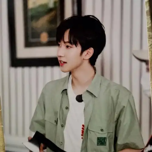 贺峻霖夏令营终于到啦