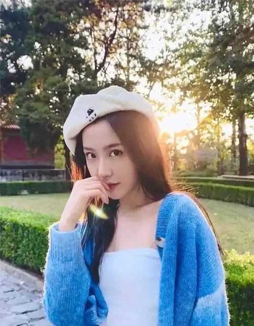 王艺瑾,笑容甜美可人的"甜美系"女神