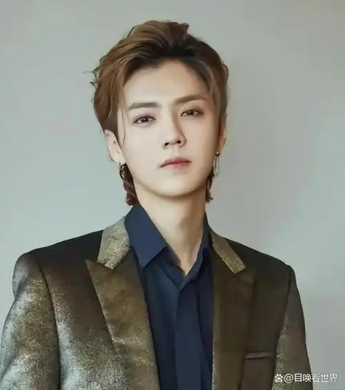 18岁黄渤忍了,18岁鹿晗也忍了,看了18岁的雷佳音我忍不了了