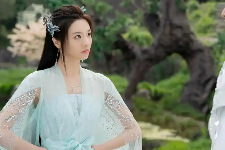 遇龙单纯看剧情不错可惜整体质感太差劝退太多观众