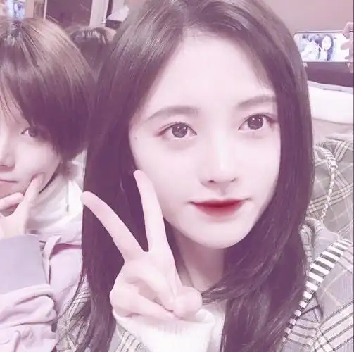 鞠婧祎头像自调自截