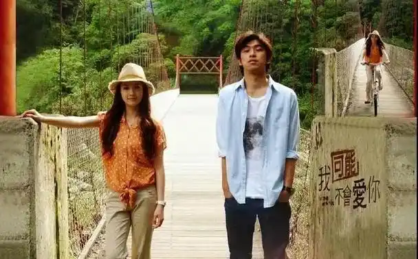 登顶热搜榜首林依晨许玮甯联手新作揭开成人世界伪装的面纱