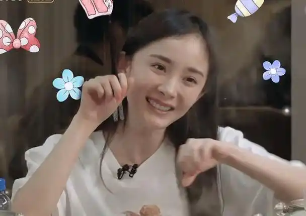 33岁杨幂节目上卸妆,素颜模样太真实,粉丝差点没认出_网易订阅