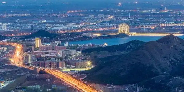 北京怀柔科学城托起国家科学中心