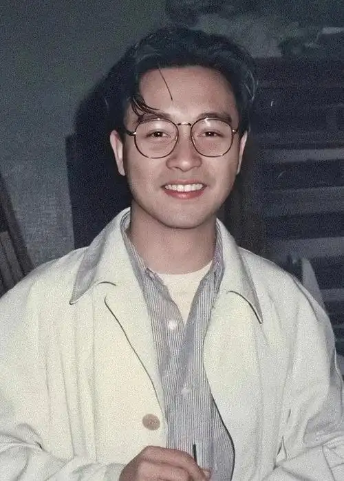 时隔18年才明白,张国荣当时的身体状况,不止抑郁症那么简单