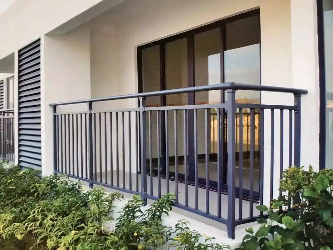 阳台护栏,楼梯扶手.看看阳台护栏,楼梯扶手安装的实景图片#阳 - 抖音