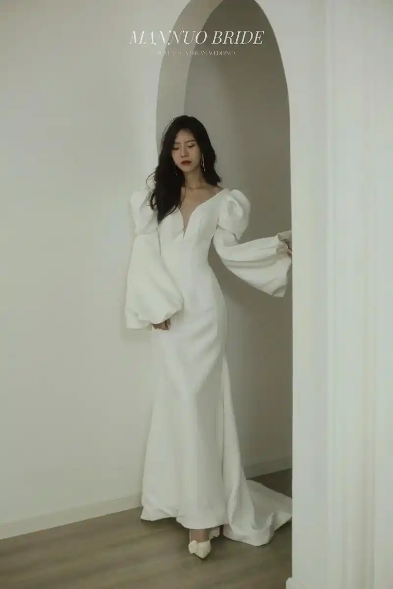 流金岁月 倪妮氛围感鱼尾婚纱.#法式浪漫 #美出高级感 #婚 - 抖音