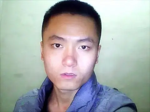 鼻梁上的横纹 是怎么回事