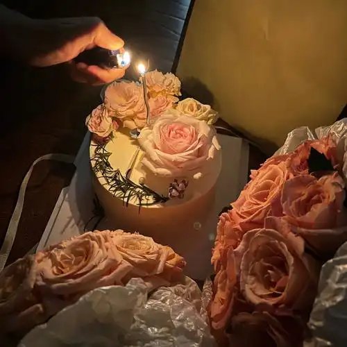 真的随便一拍都绝美了真滴被美到了#生日蛋糕  #自制生日蛋糕  #福州