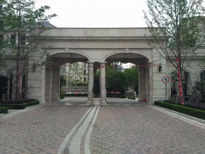 【10图】安家在此取景拍摄孙俪已购买松江豪宅豪气十足,绿城兰园(公寓