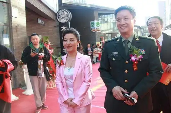 刘媛媛亮相民歌盛典 从小与民歌情结浓厚