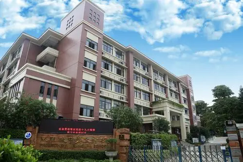 凤凰城中英文学校2020诚聘英才