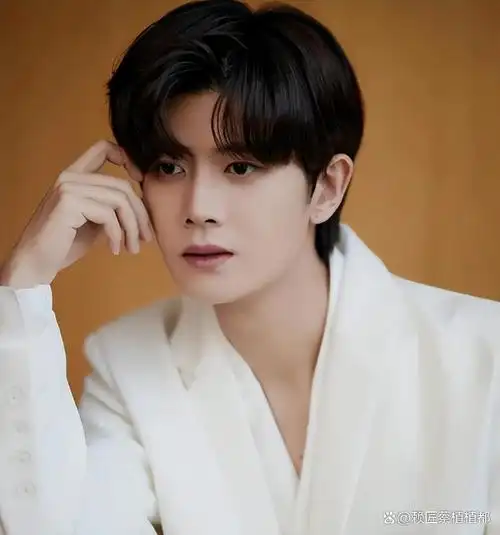 1李易峰翻车 荣登"一哥"