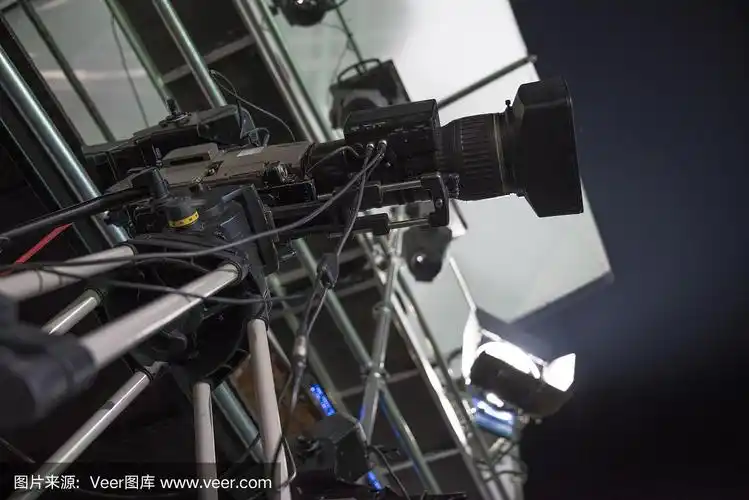 音乐会上的摄影棚摄像机.