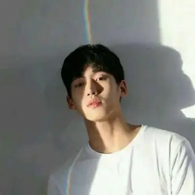 简单头像男气质高清图片超酷男生帅气图片大全