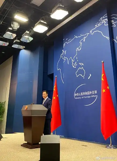 外交部:将为海外中国公民接种疫苗提供协助