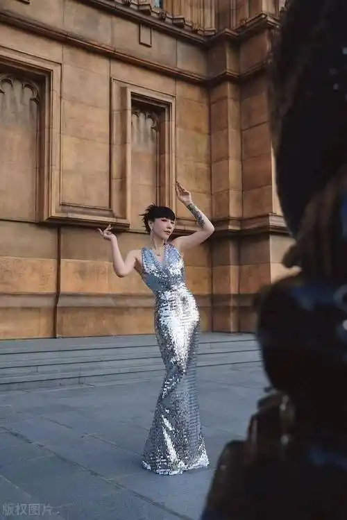 吴莫愁这身材,这才是尤物啊!