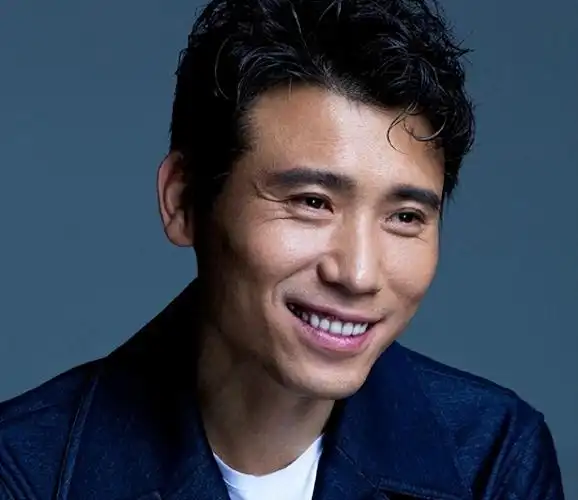 回顾演员李乃文与颜丙燕意难平49岁婚姻成谜如今怎样了