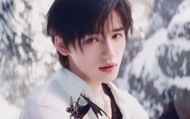 【宋亚轩】每一帧都绝美的无敌美貌宋亚轩