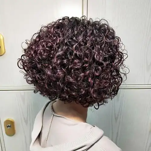 适合五六十岁女人的抱团卷时髦洋气又显发量好打理又显年轻