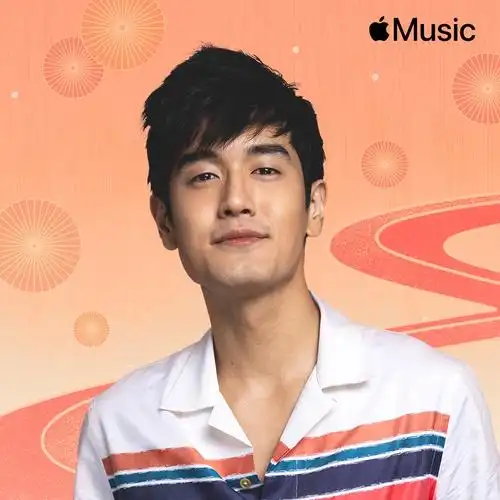 岁就发行了首张英文专辑的他,从 2016 年的《中国新歌声》走红后,向洋