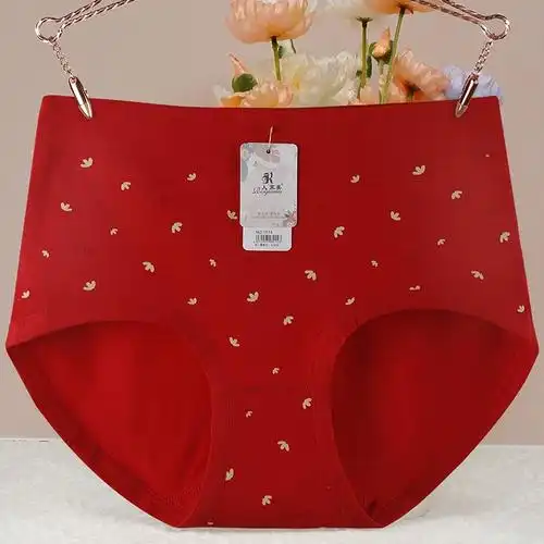 分享简约印花中高腰纯棉三角裤大红色舒适内裤女提臀内底裤3条装