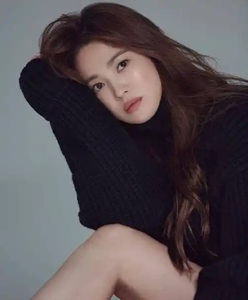 你最喜欢的韩国女明星——宋慧乔性感优雅可爱写真_电影_电视剧_系列