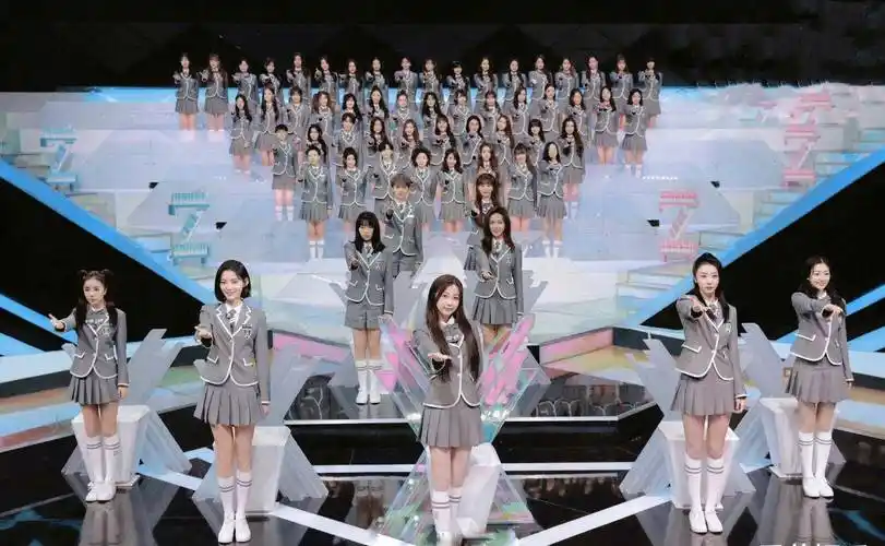 许佳琪《青2》高位出道,她能否成为第2个鞠婧祎?_发展_成功_虞书欣