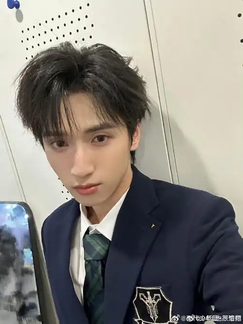 严浩翔溜溜梅品牌全球代言人##严浩翔 养成系rapper之光