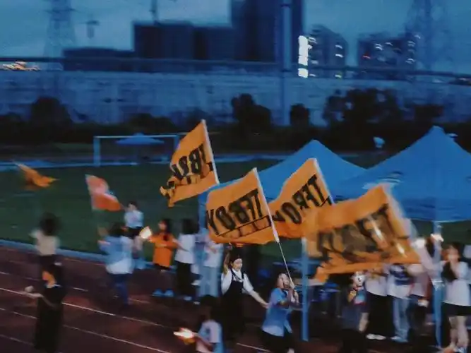 终于看到橙海了