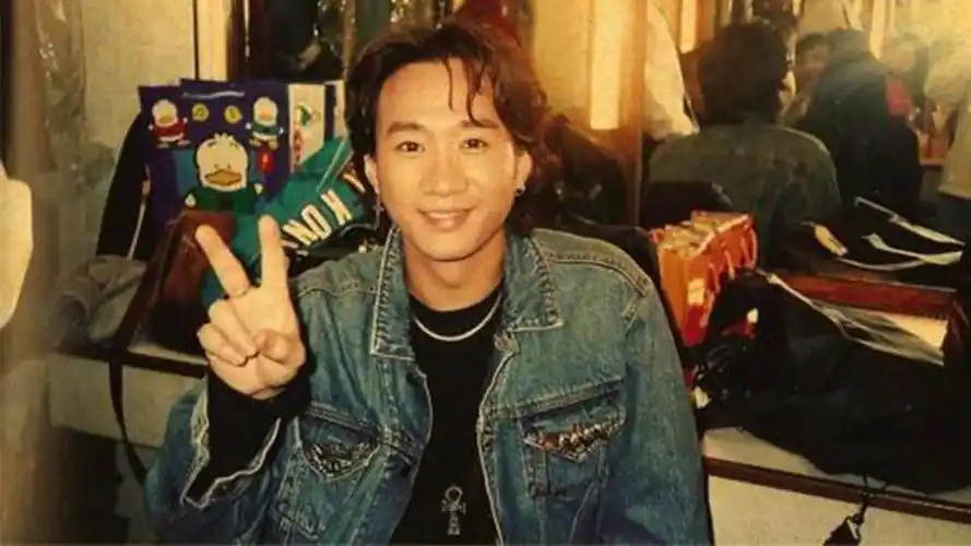 黄家驹的离开是"意外",还是"天意"?歌词早已告诉我们答案!