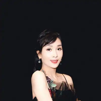 杨恭如图片头像大全杨恭如近期照片