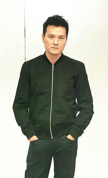 p>林家栋,1967年9月21日出生于香港九龙 ,中国香港男演员,祖籍广东省