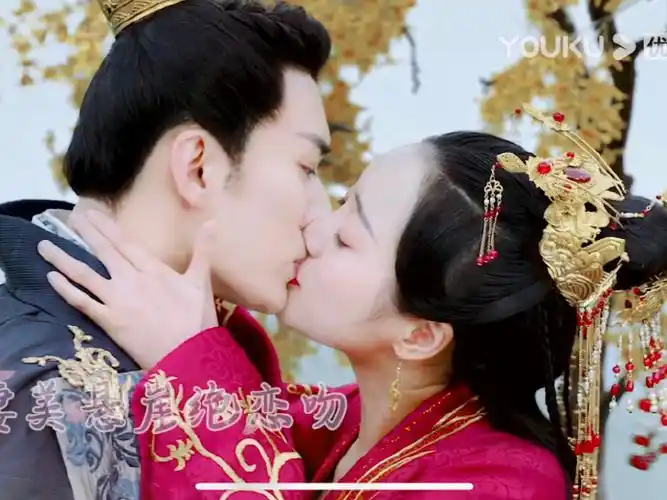 刘学义好会亲#刘学义王梓薇主演的《清落》吻戏真的好多哈哈哈哈