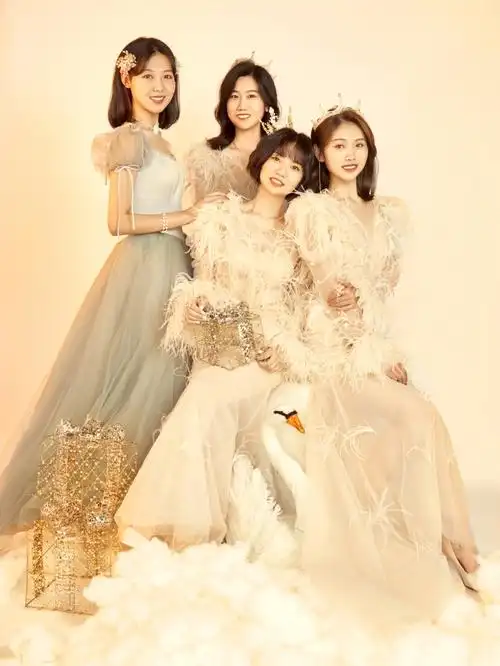 天鹅湖少女06闺蜜四人拍照啦08海马体