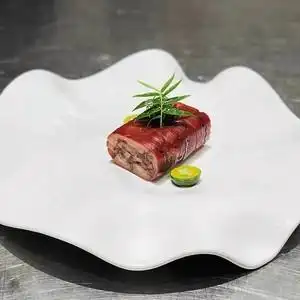 酒店中厨餐具荷叶不规则褶皱异形凉菜创意意境菜中式会所冷菜盘子