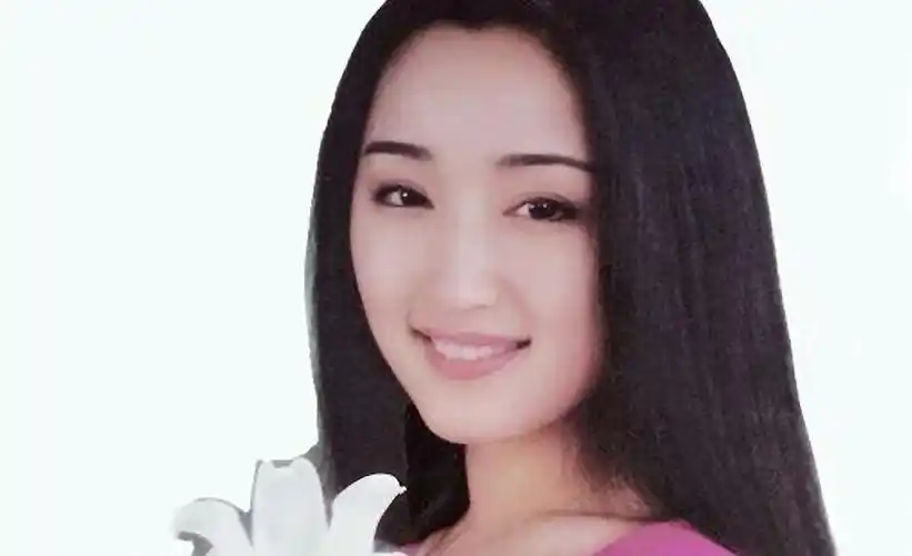 一组杨钰莹青春期旧照,她是那个时代的青春美少女完美标杆