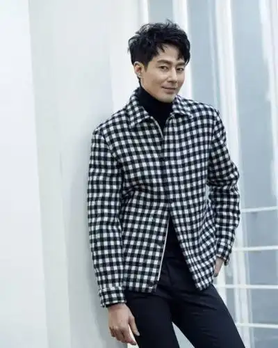 赵寅成 壁纸 明星 帅哥 大叔 男神