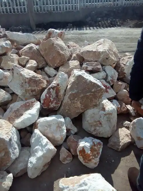 我有石英石,不知那里收购,量大