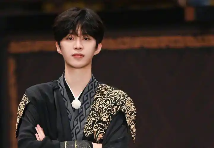 姚译添,你对得起angelababy吗?你对得起范丞丞吗?_观众_节目_镜头