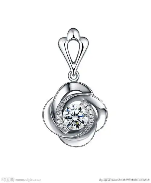 花形钻石吊坠