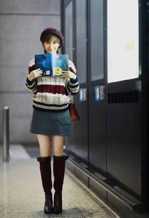 冬季穿搭还得看王子文,真不愧是小个子穿衣"鼻祖",显高又时髦_颜色